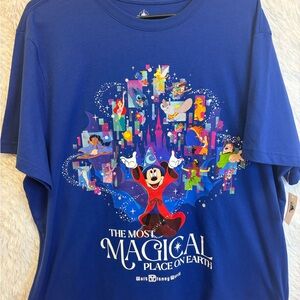 NWT | WDW Sorcerer Mickey & Friends The Most Magical Place on Earth 2025 | XL